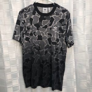 Adidas men’s T-shirt